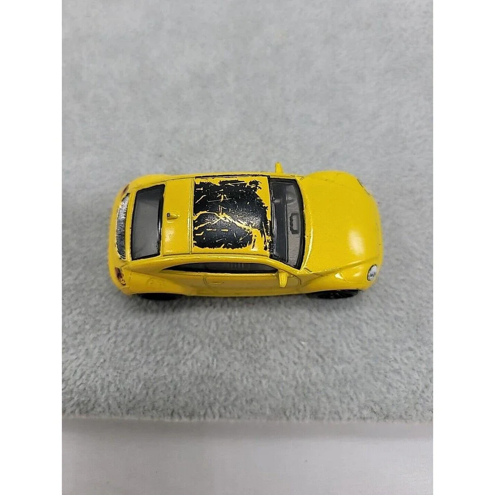 Hot Wheels 2012 Volkswagen VW  Beetle Yellow - Diecast - 1:64 - USED